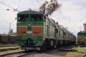 Трагедия под Днепропетровском: тепловоз столкнулся с дрезиной, есть жертвы