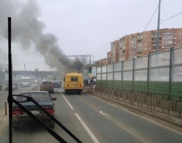 В Калуге загорелся автобус с ехавшими на экскурсию детьми