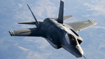 США перебросят в 2017 году истребители F-35 в Японию