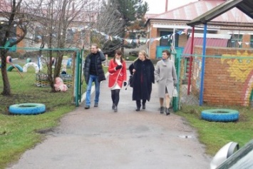 Представители ДТЭК посетили Добропольский район с визитом