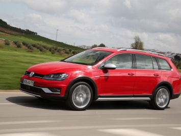 Volkswagen показал «внедорожный» Golf Alltrack