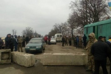 Доведенные до отчаяния жители Николаевщины окончательно перекрыли трассу Н-11