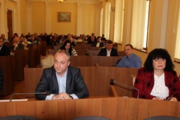 Ялтинские депутаты на очередной сессии поддержали предпринимателей, журналистов и бюджет