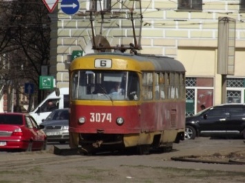 Умерла женщина, которая попала под трамвай в Харькове