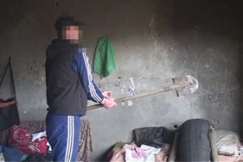 В Одессе бомжи насмерть забили женщину лопатой (ВИДЕО)