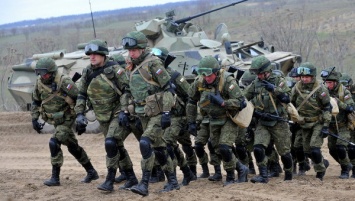РФ готовит обострение на Донбассе: в Донецк и Горловку прибыли новые подразделения российской армии