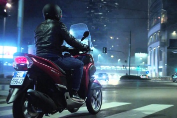 Samsung представила концепт «умного» проекционного дисплея для мотоциклов [видео]