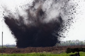 Противотанковый снаряд взорвал боекомплект ВСУ в секторе "Мариуполь". Один военнослужащий погиб 6 ранены