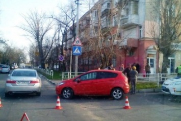 В Херсоне у Апелляционного суда очередное ДТП (фото)