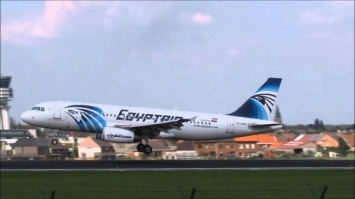 В Египте захвачен самолет компании EgyptAir