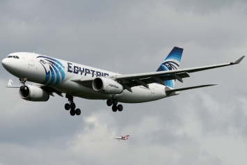 На борту захваченного самолета Egypt Air может быть бомба - СМИ