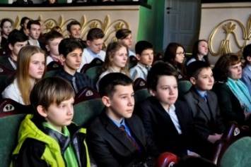 95 учеников-победителей областных олимпиад встретились в Житомире