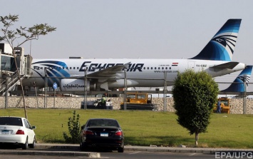 Неизвестные захватили египетский самолет