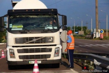 На Херсонщине предлагают установить габаритно-весовые комплексы на всех основных автотрассах