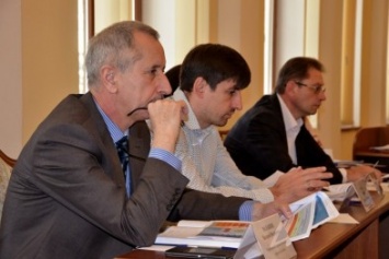 На публичных слушаниях в Ялте обсудили отчет об исполнении бюджета муниципального образования за 2015 год