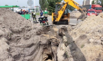 В Черкассах обрушился тоннель, погиб один человек