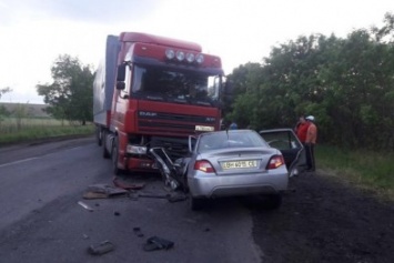 Подробности страшной аварии на трассе "Одесса-Рени": Daewoo вылетел на встречку (ФОТО)