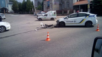 Пьяный водитель врезался в машину патрульных в Запорожье - подробности