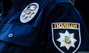 На Днепропетровщине полицейский с другом избили мужчину битой