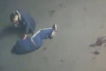 Появилось видео, как подростки жестоко избили парня под Одессой (ВИДЕО)