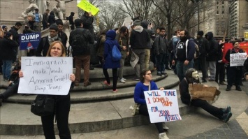 Жители Сан-Диего протестуют против Дональда Трампа