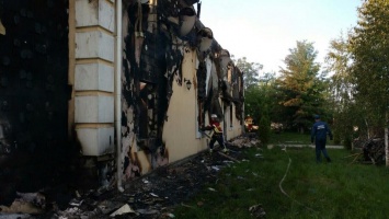 В Киевской области загорелся дом с пожилыми людьми: есть погибшие