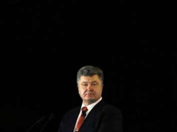 П.Порошенко поручил создать комиссию по факту пожара в Киевской области