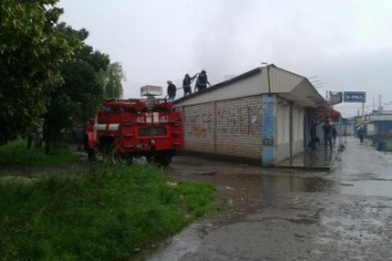 Дождь стал причиной пожара на Салтовке (ФОТО)