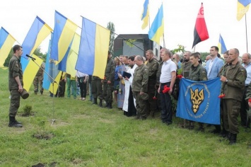 В Славянске почтили память криворожанина генерала Кульчицкого (фото)