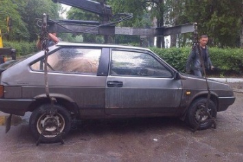 Запорожские полицейские поймали нетрезвого водителя, которого лишили прав еще год назад