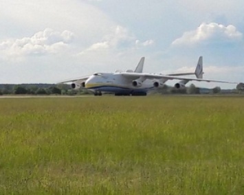 Украинский близнец самолета-гиганта Мрия (ФОТО)