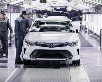 Toyota приостановила сборку на четырех заводах из-за взрыва на предприятии поставщика