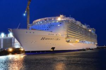 Великобритания: Лайнер Harmony of the Seas доделывают на ходу