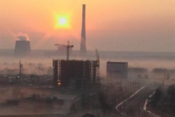 В Киеве из-за возгорания на ТЭС Левый берег остался без света и воды