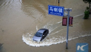 Ливень в Китае затопила город на юго-западе