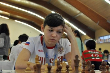 Горячкина сыграла вничью с Гапоненко в шестом туре чемпионата Европы по шахматам
