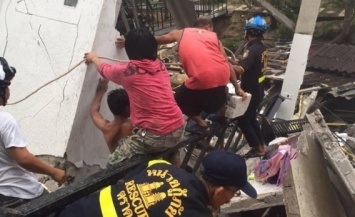 В Таиланде обрушился туристический отель. Под завалами находятся 7 человек, сообщается о погибших