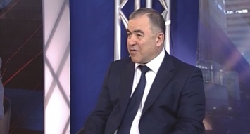 Гранатуров заявил, что у мэра в горсовете нет своего большинства и «Наш край» готов идти на компромисс со всеми фракциями, в том числе и с «Оппоблоком»