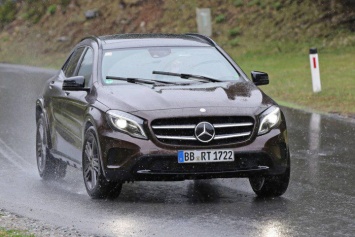 Mercedes-Benz GLB замечен во время тестов