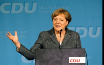 Меркель выступила за единую экономическую зону с Россией