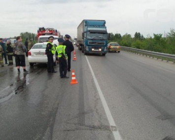 В ДТП на ЕКАДе пострадали три человека