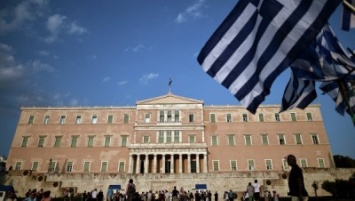На дом госминистра Греции Алекоса Флампурариса напали анархисты