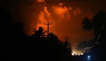 Шри-Ланка: взорвался крупнейший в стране склад боеприпасов