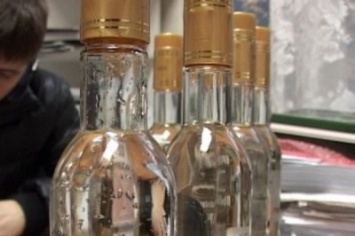 Цех по изготовлению суррогатного алкоголя был обнаружен в Подмосковье