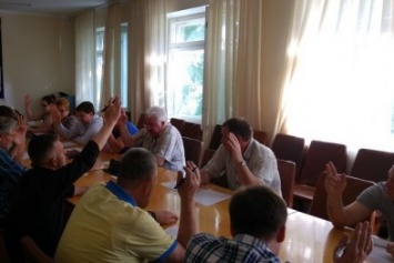 Окружная избирательная комиссия в Чернигове ходит по грани