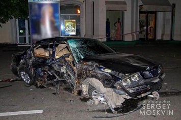 Полиция ищет виновницу и свидетелей смертельного ДТП в центре Днепра