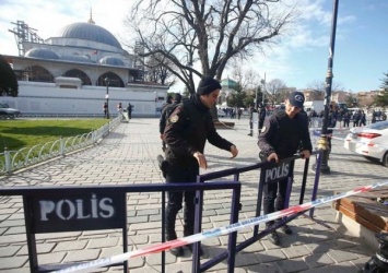 Турецкие власти на время запретили местным СМИ освещать взрыв в Стамбуле