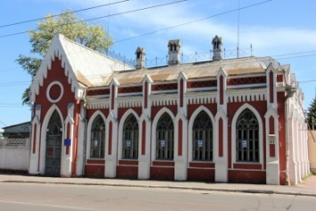 В Черниговской областной библиотеке для юношества открылась эко-библиотека