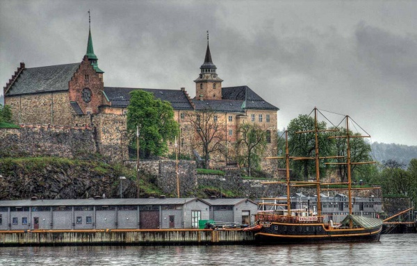 В Швеции рыбак принес в музей боеприпас под видом куска янтаря