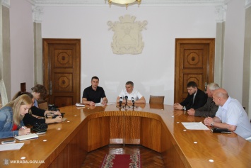 Сенкевич вместе с начальником управления патрульной полиции искали пути ограничения движение фур по Николаеву